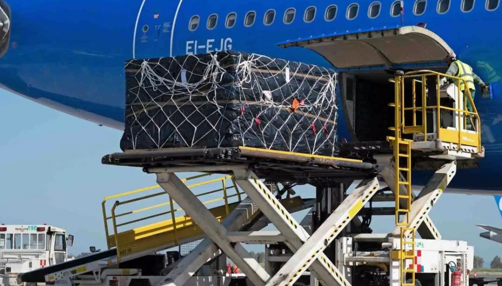 Il cargo aereo chiude giugno in positivo, rafforzando la solida performance del primo semestre
