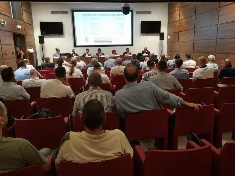 Oggi il convegno ''Trasporto Merci: Verona Porta per l'Europa''
