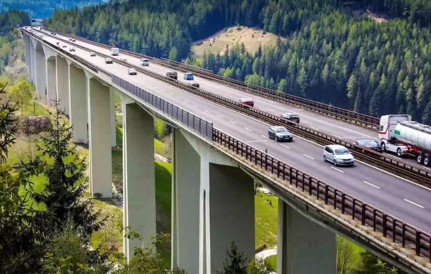 Ponte di Lueg: operazioni di prova sulla circolazione a due corsie