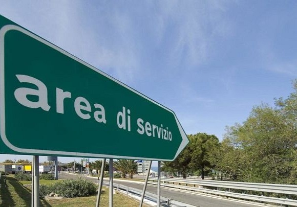 Firmato decreto per la ristrutturazione delle aree di servizio autostradali