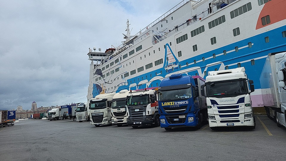 Green Planet Logistics: supporto logistico per la Regata Nastro Rosa 2024 della Marina Militare