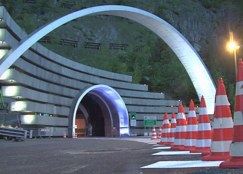 Traforo Monte Bianco: nuove chiusure da aprile
