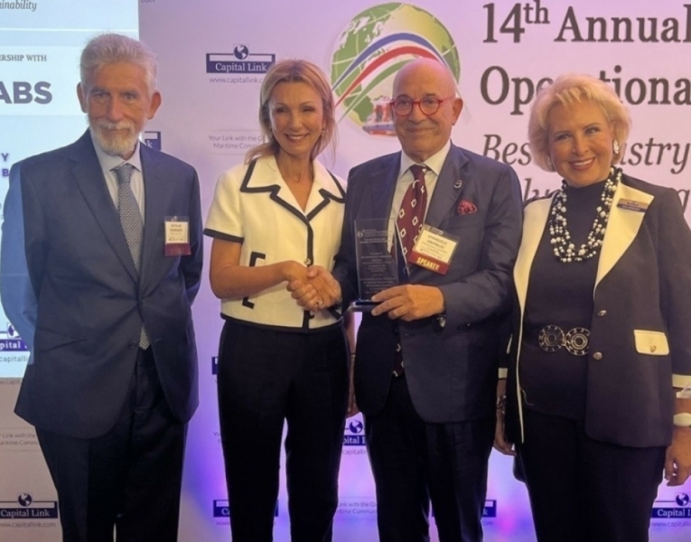 Emanuele Grimaldi riceve il Capital Link Maritime Sustainability Award