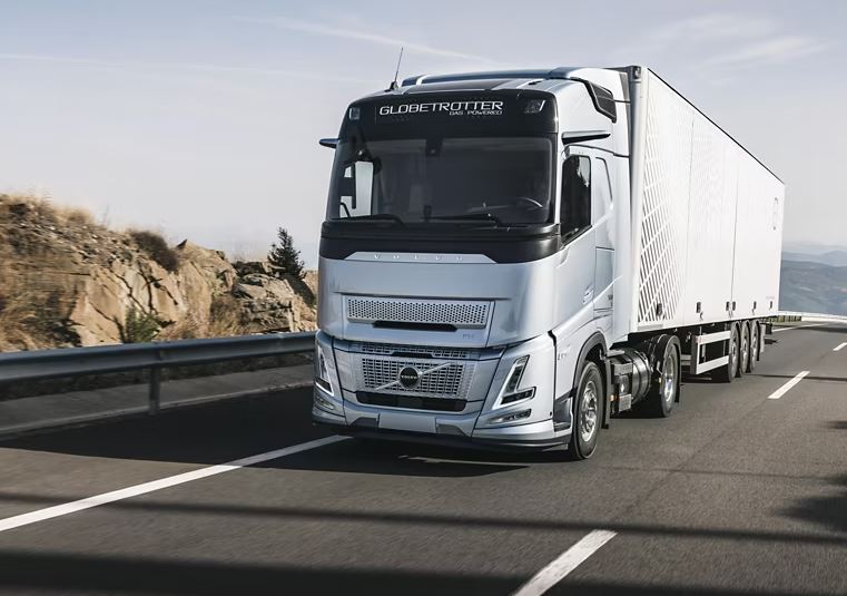 Volvo Trucks incrementa l'uso di acciaio a basse emissioni di CO2