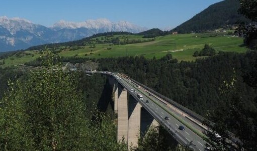 Austria: deroga sui trasporti combinati durante il divieto di circolazione dei mezzi pesanti nei fine settimana e giorni festivi
