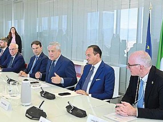 Torino, Tajani in pressing su Parigi per i trafori: «Il Frejus va riaperto, sì al raddoppio del Bianco»