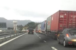 Porto La Spezia: autotrasporto applica sovrapprezzo per i ritardi
