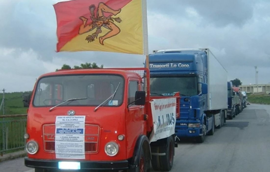 Autotrasporto Sicilia, ''Niente merce, Natale a rischio''
