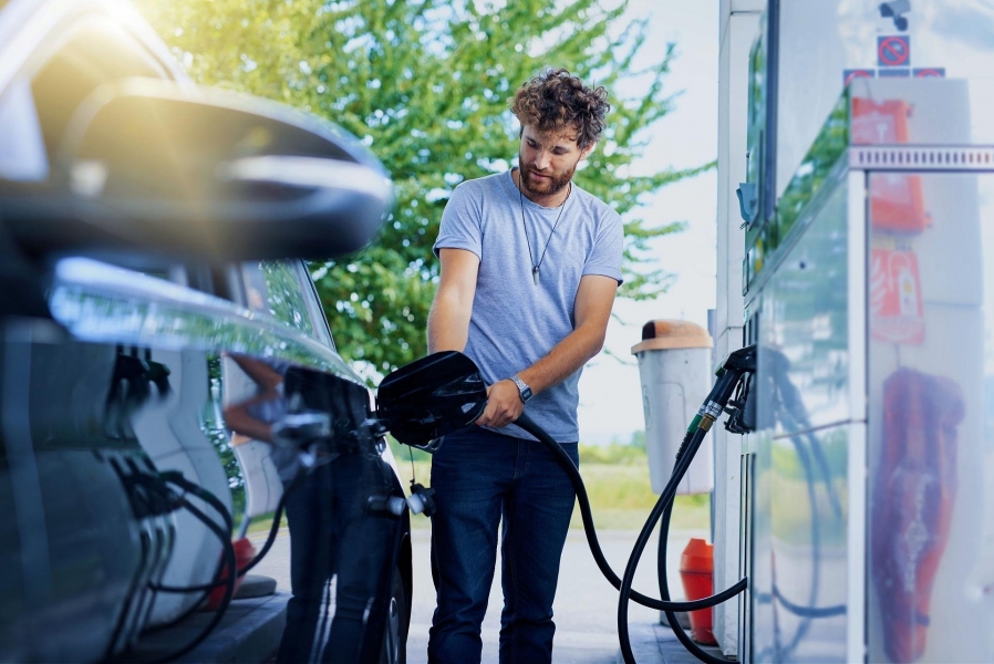 Alternativa al diesel tradizionale: DKV Mobility offre una delle più grandi reti di HVO100 in Europa