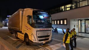 Padova, autista travolta e uccisa da un camion in manovra