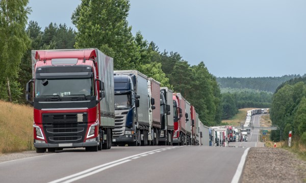 La Commissione UE propone un periodo di tolleranza per l'ammodernamento del tachigrafo