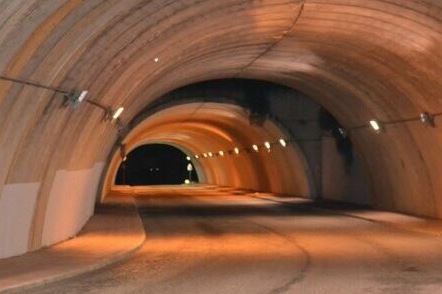 Traforo Monte Bianco riapre oggi al traffico dopo 15 settimane di chiusura totale