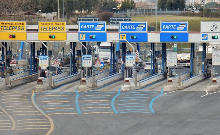 Pedaggi autostradali, aumento per il 50 per cento sulla rete gestita da Autostrade per l'Italia