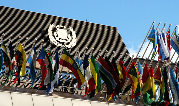 Proposta creazione di un fondo IMO per la decarbonizzazione dello shipping