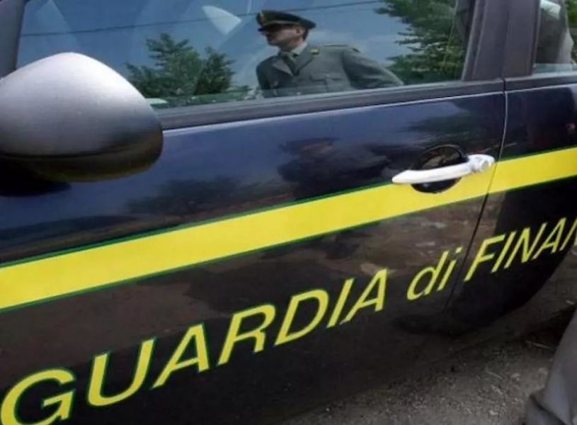 Sequestrati 29mila litri di carburante sull'A22