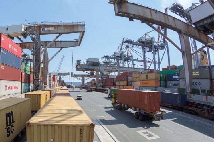 Intermodalità e logistica integrata, riaperto il bando ''Green Ports''