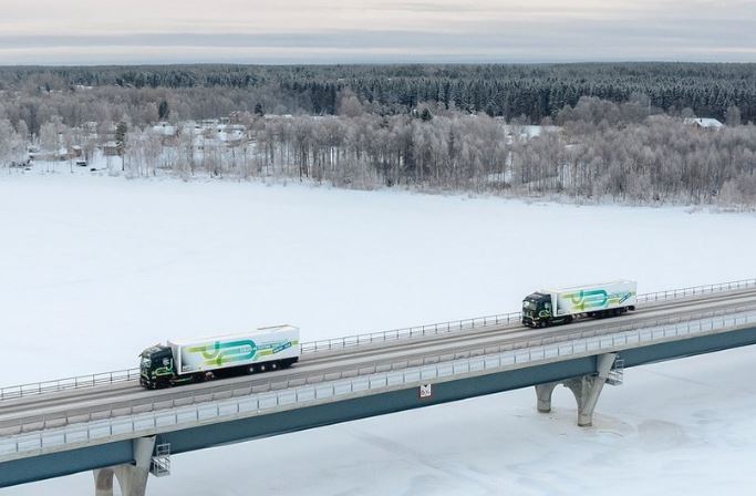 eActros 600: camion elettrici efficienti anche d'inverno