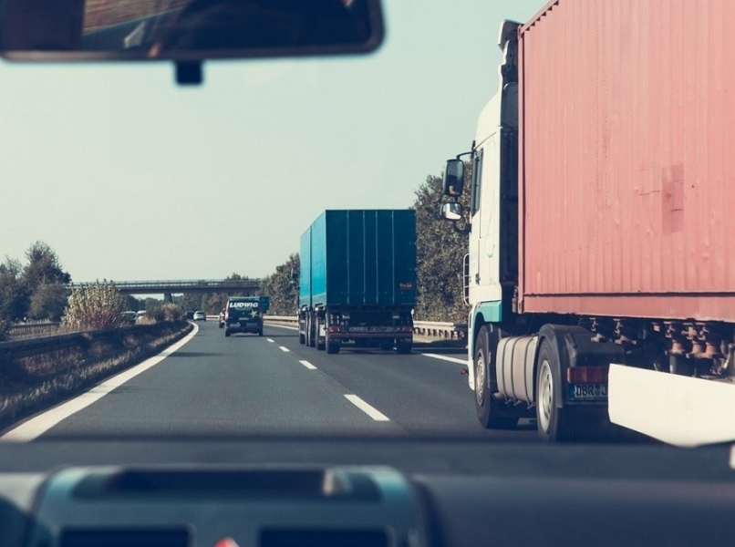 Trasporti internazionali: dal 2025 carta verde anche in formato digitale