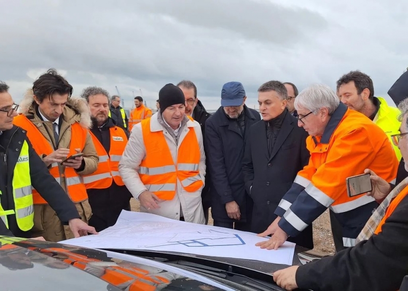 Rixi a Livorno, nel futuro del porto ro-ro, container e pluralità di merci