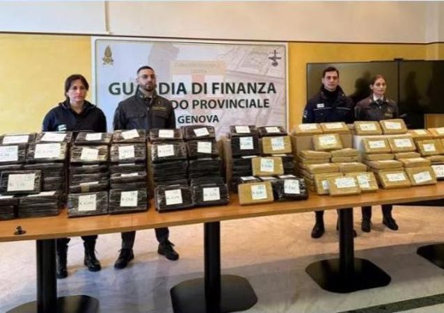 Porto Genova: sequestrato un carico di 240 kg di cocaina
