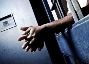 Tentata estorsione ad un'azienda di autotrasporto: 5 arresti a Bergamo