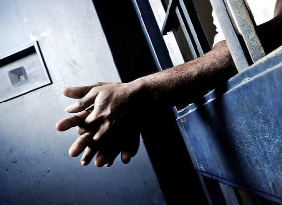 Tentata estorsione ad un'azienda di autotrasporto: 5 arresti a Bergamo