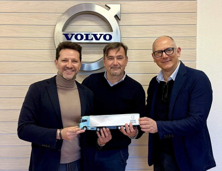 Volvo Trucks Italia e Four Sustainable Logistics uniti per una logistica e un trasporto sostenibili