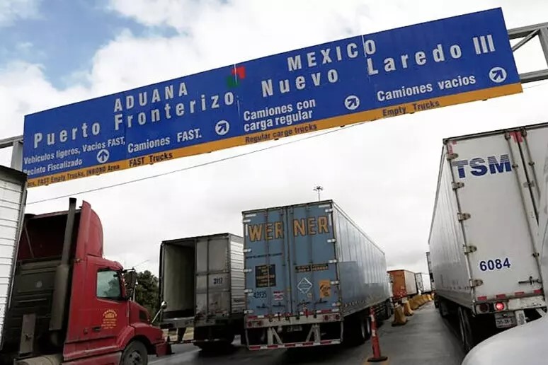 Messico: 200mila autotreni bloccati alla dogana per i dazi
