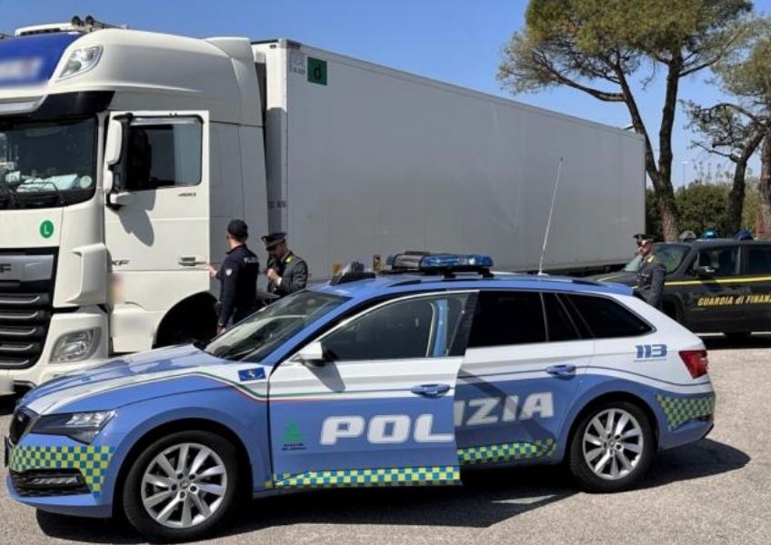 Fermo amministrativo veicolo: differenze con sospensione carta di circolazione e sanzioni