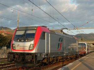 Polo_Logistica_FS_al_via_i_collegamenti_per_trasportare_con_modalità_tutto_treno_le_nuove_metro_di_Roma_transportonline.jpg