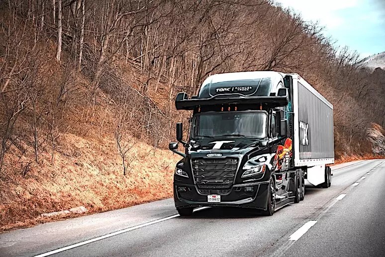 USA, sulle strade la quinta generazione Cascadia autonomo