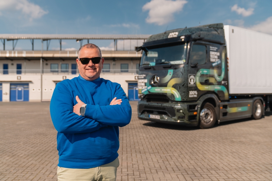 Mercedes-Benz Trucks verso il GUINNESS WORLD RECORDS™ con l'eActros 600 elettrico