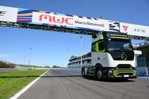 Actros L ProCabin 1863 Misano Special Edition: design, performance ed esclusività firmati Mercedes-Benz Trucks