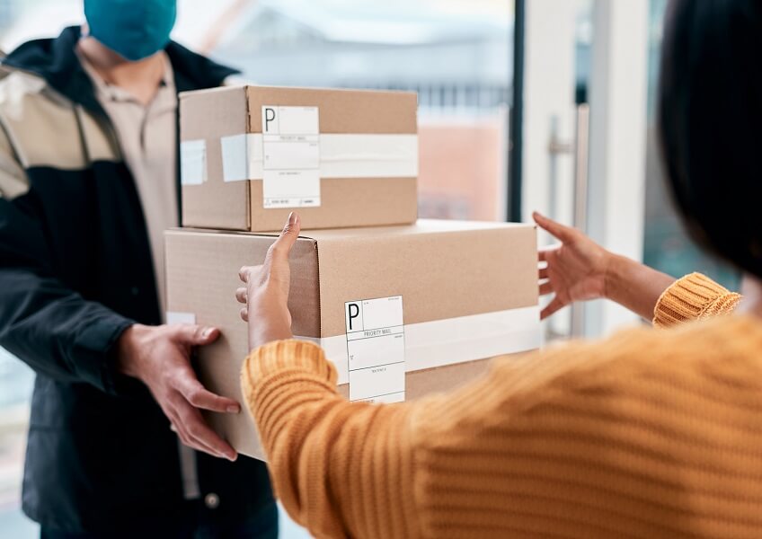 Tassa UE da 2 euro sui piccoli pacchi extra UE: la proposta di Bruxelles contro l'e-commerce low cost