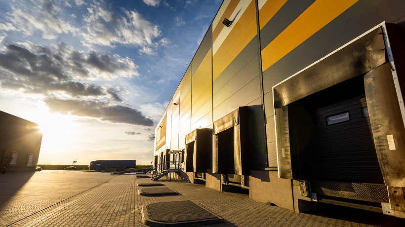 Settore logistico e industriale in Italia investimenti in crescita nel 2025 transportonline