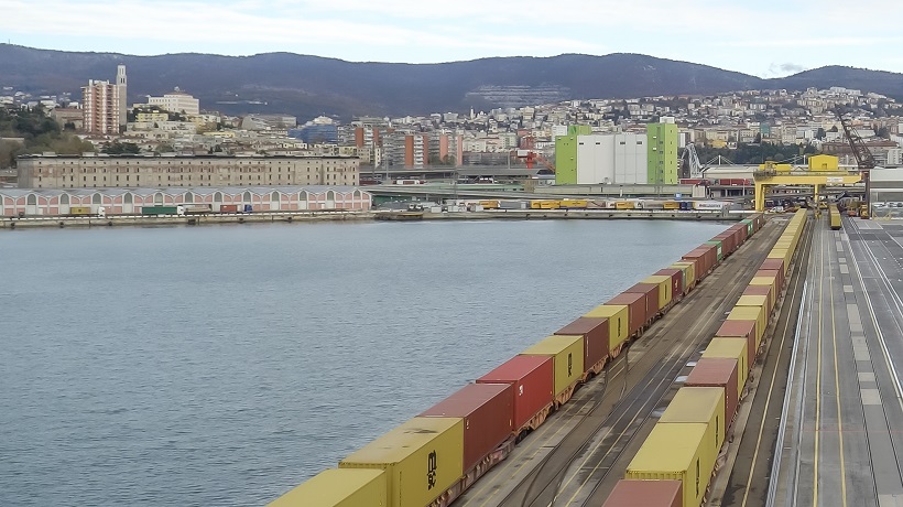 Trasporto merci su treno il porto di Trieste guida lEuropa e supera Amburgo TRANSPORTONLINE