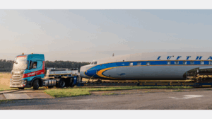 Gruber Logistics e Lufthansa trasporti eccezionali per riportare la Lockheed Super Star a Francoforte transportonline