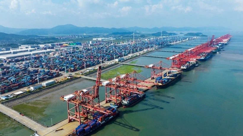 Porto di Ningbo-Zhoushan primo al mondo per traffico merci nel 2025 Transportonline