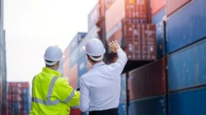 Crisi Medio Oriente 2026: gli impatti su container shipping transportonline