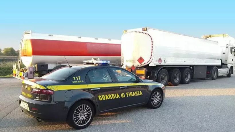 Gasolio di contrabbando sequestrati 27mila litri a Padova transportonline
