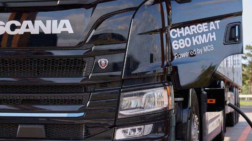 Scania pioniera del Vehicle-to-Grid per i camion elettrici transportonline