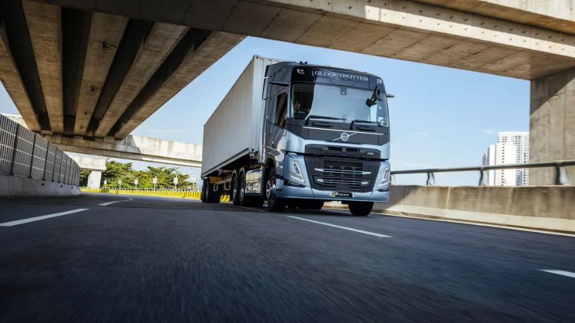 Volvo Trucks svela i nuovi motori più efficienza e meno consumi transportonline