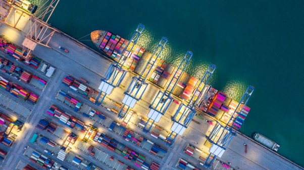 Porti e decarbonizzazione regole UE e infrastrutture transportonline