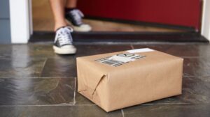 Tassa mini pacchi rinviata chi paga i 3 euro dal 1° luglio transportonline