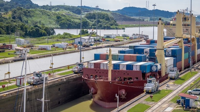 Canale di Panama la siccità costringe le navi a ridurre il carico transportonline