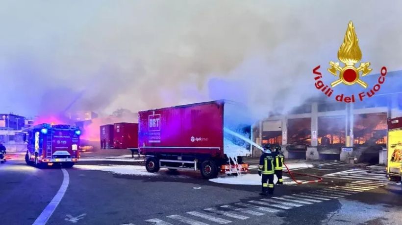 Incendio deposito BRT Milano domato il maxi rogo transportonline